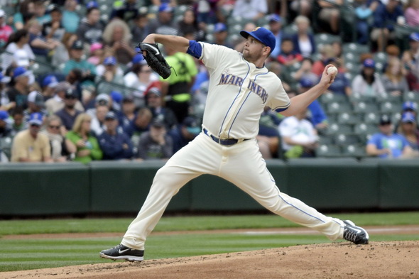 Mariners sign LHP James Paxton to Major League contract