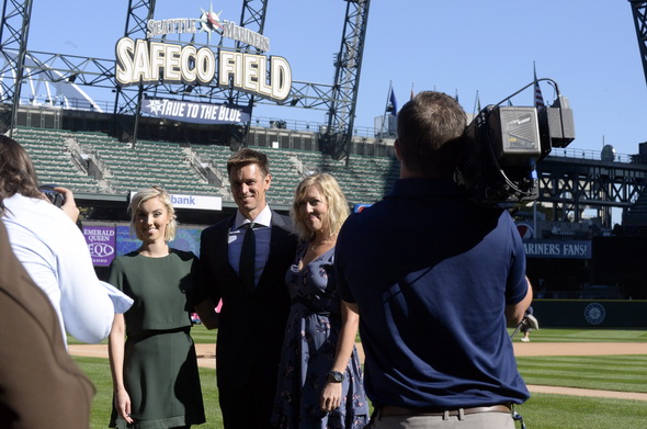 Jerry Dipoto's faith is working so far, but can the Mariners stay