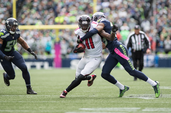 Julio Jones being traded from Atlanta Falcons to Tennessee Titans for 2nd-  and 4th-rounders, according to reports 