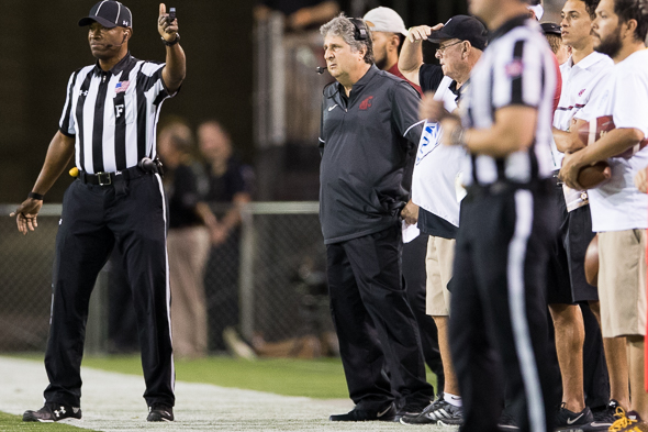 Mike Leach glum