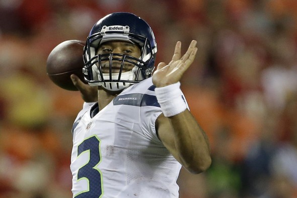 Russell Wilson throws 4 TD passes, Seahawks beat Falcons 38-25