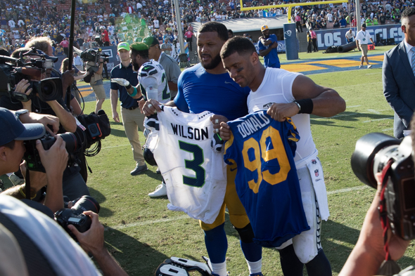 russell wilson jersey blue