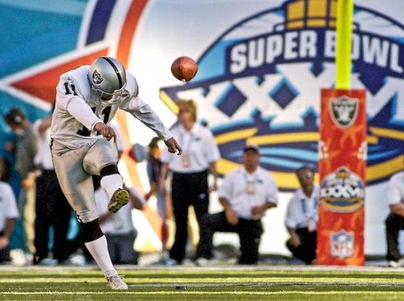 Longtime former Raiders kicker Sebastian Janikowski signing 1-year